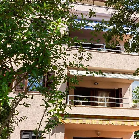 Apartman Neda -Vantacici Malinska Exterior photo